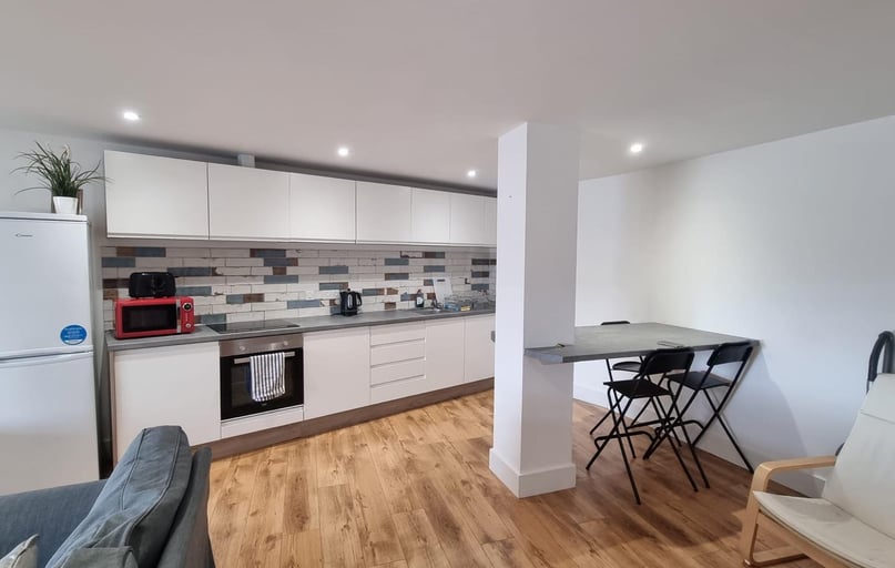 2A Old Town Street, City Centre, Plymouth - Image 1